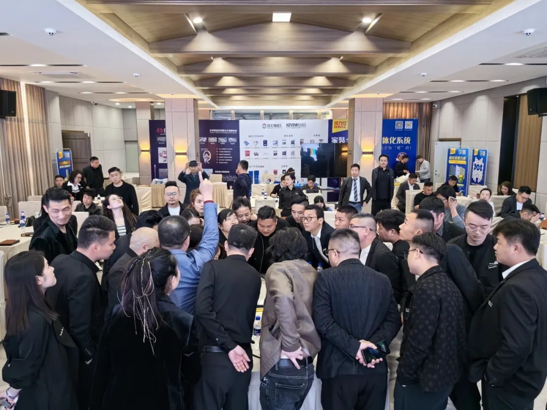 云端设计盛典大咖云集！博天堂网站股份携手香港凯文设计集团，共同打造健全光空间！
